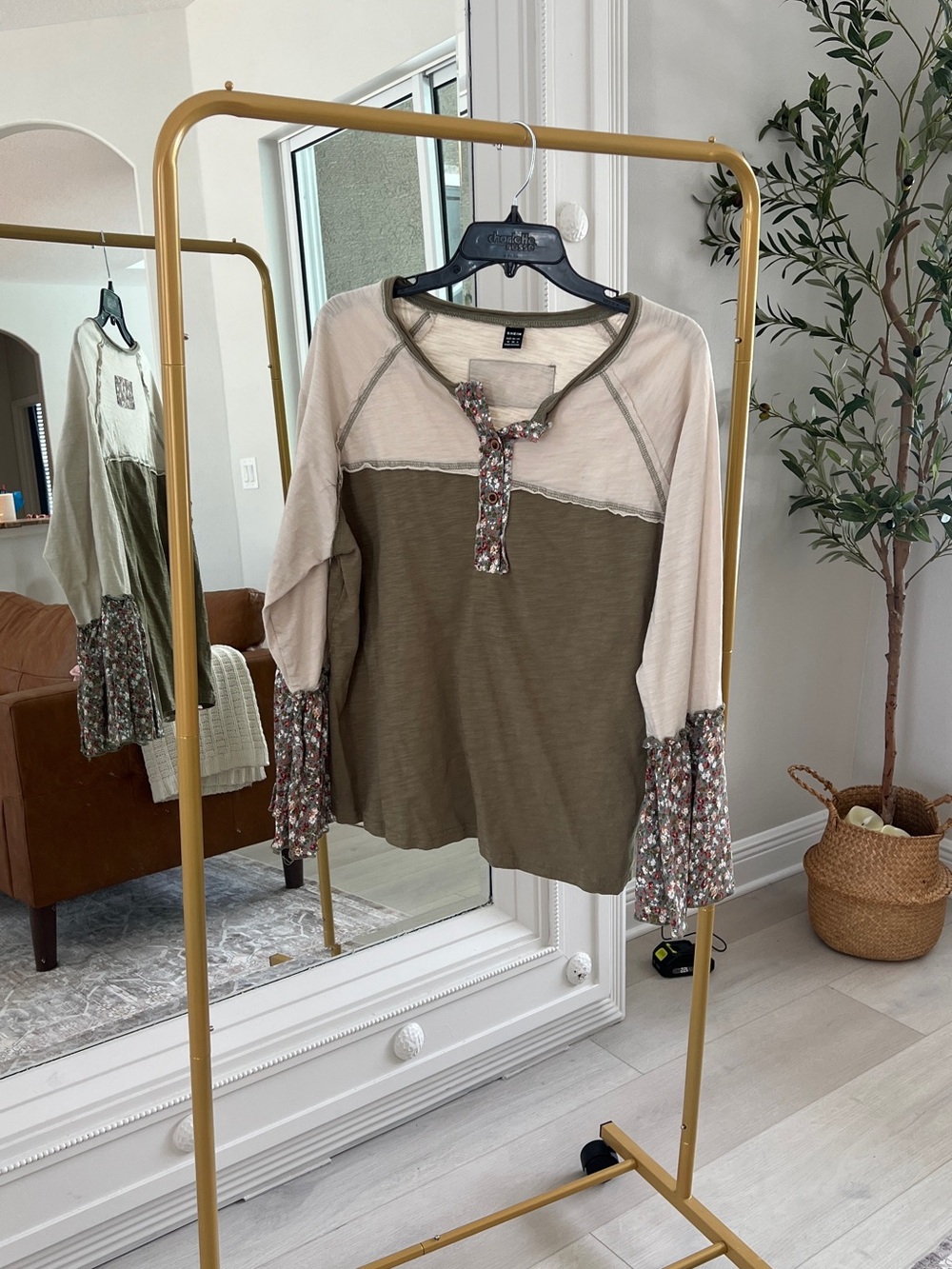 Olive and Cream Floral-Trim Women's Long Sleeve Top